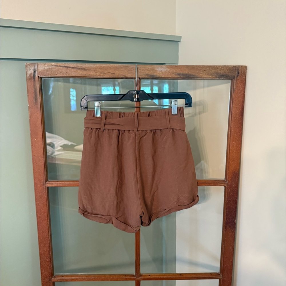Altar’d State Women’s Boho Belted Paper-bag Waist Brown Flowy Shorts Size Small - Picture 2 of 3